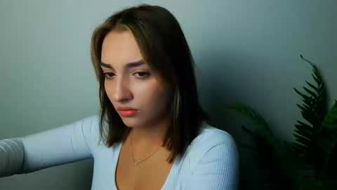 Ana online show from October 10, 6:29 pm