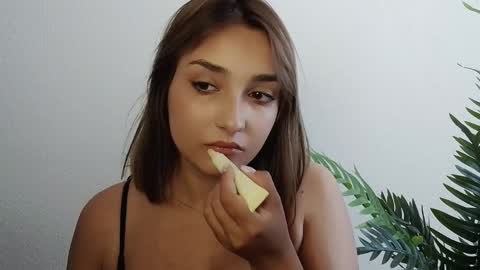 Ana online show from June 9, 11:11 am