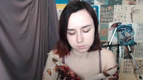 Snapshot of veryveryvery_shy chatting on January 19, 6:42 am veryveryvery_shy online show from January 19, 6:42 am