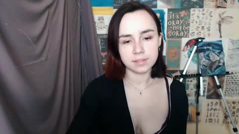 Snapshot of veryveryvery_shy chatting on January 26, 6:38 am veryveryvery_shy online show from January 26, 6:38 am