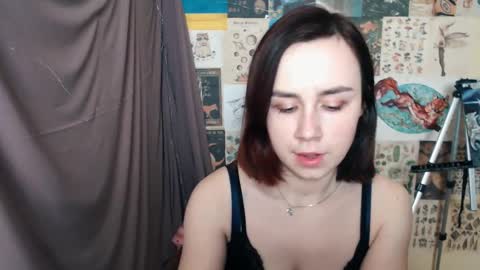 Snapshot of veryveryvery_shy chatting on January 27, 6:41 am veryveryvery_shy online show from January 27, 6:41 am