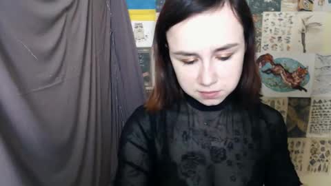 Snapshot of veryveryvery_shy chatting on January 30, 6:35 am veryveryvery_shy online show from January 30, 6:35 am