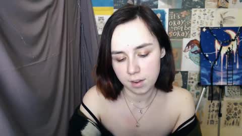 Snapshot of veryveryvery_shy chatting on February 11, 9:42 am veryveryvery_shy online show from February 11, 9:42 am