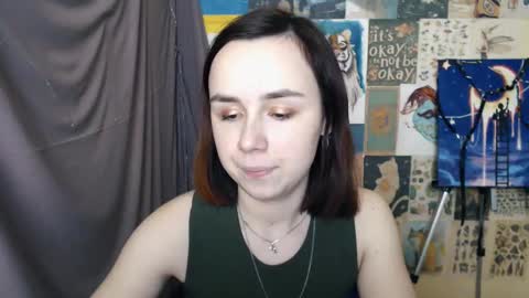 Snapshot of veryveryvery_shy chatting on February 12, 10:03 am veryveryvery_shy online show from February 12, 10:03 am