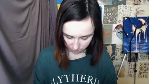 Snapshot of veryveryvery_shy chatting on February 18, 10:38 am veryveryvery_shy online show from February 18, 10:38 am