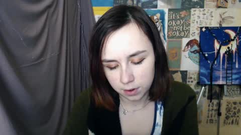 Snapshot of veryveryvery_shy chatting on February 22, 9:34 am veryveryvery_shy online show from February 22, 9:34 am