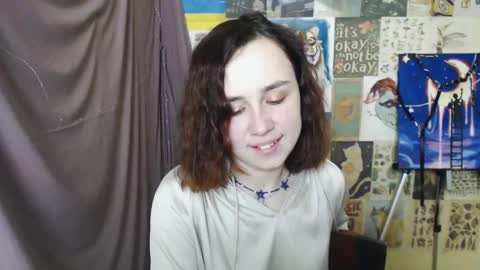 Snapshot of veryveryvery_shy chatting on February 23, 12:59 pm veryveryvery_shy online show from February 23, 12:59 pm