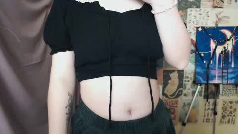 Snapshot of veryveryvery_shy chatting on February 27, 6:50 am veryveryvery_shy online show from February 27, 6:50 am