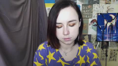 Snapshot of veryveryvery_shy chatting on February 28, 6:32 am veryveryvery_shy online show from February 28, 6:32 am