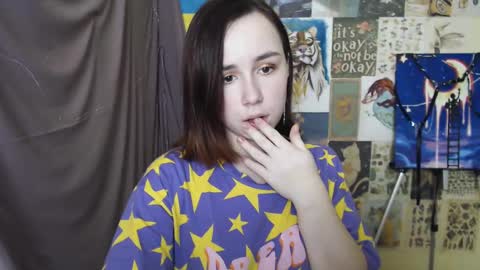 Snapshot of veryveryvery_shy chatting on February 28, 9:36 am veryveryvery_shy online show from February 28, 9:36 am