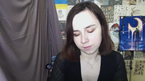 Snapshot of veryveryvery_shy chatting on March 3, 6:48 am veryveryvery_shy online show from March 3, 6:48 am