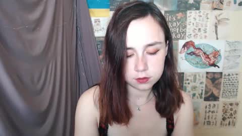 Snapshot of veryveryvery_shy chatting on September 9, 5:40 am veryveryvery_shy online show from September 9, 5:40 am