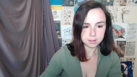 Snapshot of veryveryvery_shy chatting on September 13, 5:40 am veryveryvery_shy online show from September 13, 5:40 am