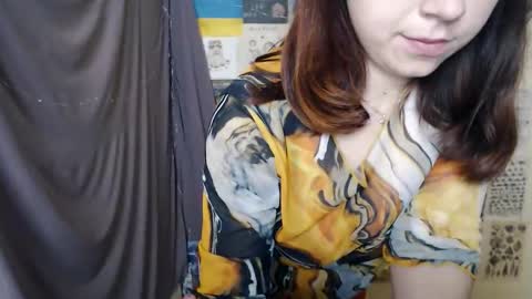 Snapshot of veryveryvery_shy chatting on September 20, 5:19 am veryveryvery_shy online show from September 20, 5:19 am