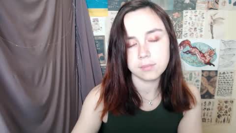 Snapshot of veryveryvery_shy chatting on September 22, 5:20 am veryveryvery_shy online show from September 22, 5:20 am