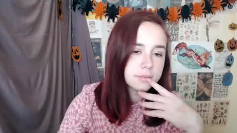 Snapshot of veryveryvery_shy chatting on October 9, 5:49 am veryveryvery_shy online show from October 9, 5:49 am