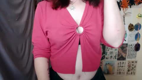 Snapshot of veryveryvery_shy chatting on October 16, 5:52 am veryveryvery_shy online show from October 16, 5:52 am