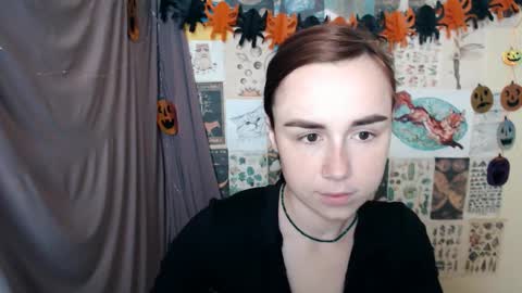 Snapshot of veryveryvery_shy chatting on October 20, 5:52 am veryveryvery_shy online show from October 20, 5:52 am