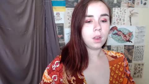 Snapshot of veryveryvery_shy chatting on November 5, 6:35 am veryveryvery_shy online show from November 5, 6:35 am