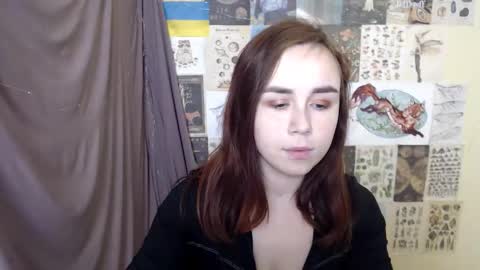 Snapshot of veryveryvery_shy chatting on November 13, 11:09 am veryveryvery_shy online show from November 13, 11:09 am