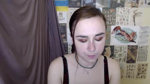 Snapshot of veryveryvery_shy chatting on November 18, 9:36 am veryveryvery_shy online show from November 18, 9:36 am