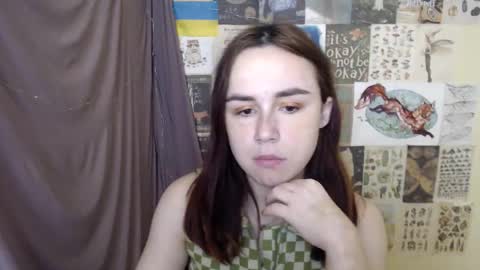 Snapshot of veryveryvery_shy chatting on November 24, 9:42 am veryveryvery_shy online show from November 24, 9:42 am