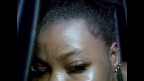 Snapshot of verywetpussy_ chatting on November 25, 5:29 am verywetpussy online show from November 25, 5:29 am