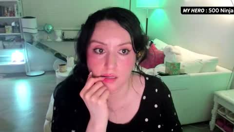 Snapshot of vesafine chatting on October 18, 5:10 am vesafine online show from October 18, 5:10 am