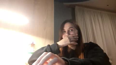 Snapshot of vesperlyn chatting on December 5, 9:00 pm Dasha online show from December 5, 9:00 pm