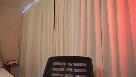 Snapshot of vexanyx chatting on May 15, 3:35 am Vexa Nyx online show from May 15, 3:35 am