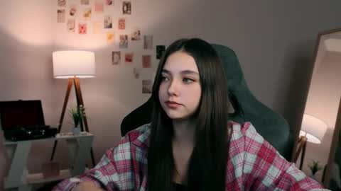 Snapshot of vexorin chatting on December 4, 7:22 pm Rachel online show from December 4, 7:22 pm