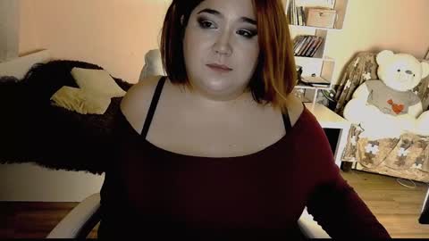 Snapshot of vi__vixen chatting on December 7, 1:14 am Vi Vixen online show from December 7, 1:14 am