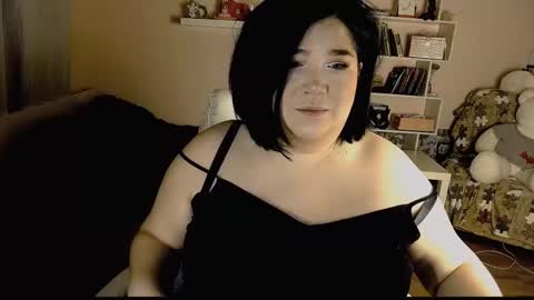 Snapshot of vi__vixen chatting on March 11, 3:48 am Vi Vixen online show from March 11, 3:48 am