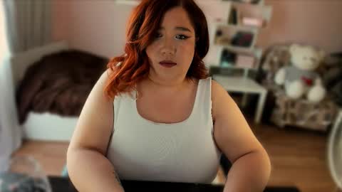 Snapshot of vi__vixen chatting on September 16, 10:16 am Vi Vixen online show from September 16, 10:16 am