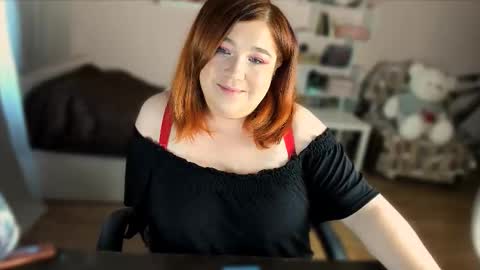Snapshot of vi__vixen chatting on September 24, 12:19 pm Vi Vixen online show from September 24, 12:19 pm