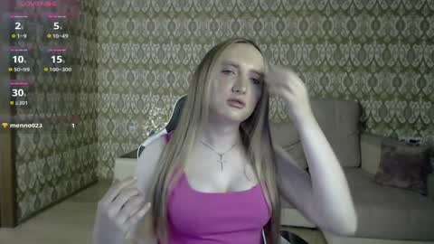 vi_luxxxy online show from May 3, 2:06 am