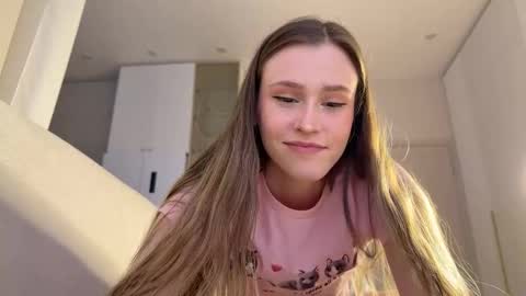 Vi online show from March 8, 2:32 pm