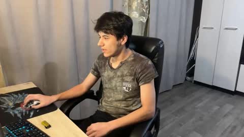 vialeras online show from November 15, 7:54 pm