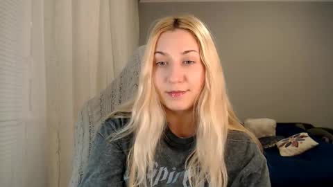 Amelia online show from October 24, 5:31 pm