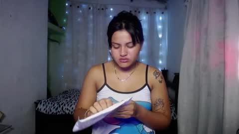 Snapshot of vic_nahomic chatting on November 1, 1:57 pm vic_nahomic online show from November 1, 1:57 pm