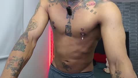 Victor cardenas online show from January 14, 11:58 pm