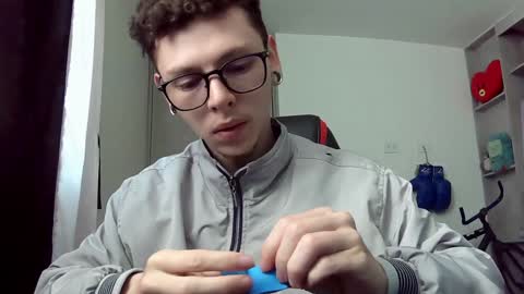 Vicent Brais online show from December 4, 12:47 pm