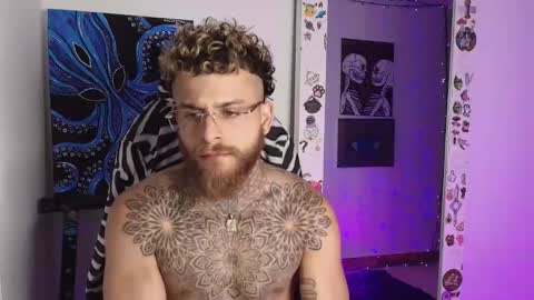 vickingcock7 online show from February 5, 12:26 am