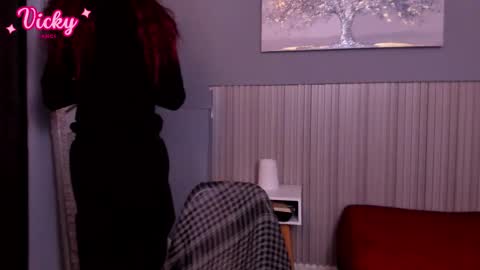  Vicky  online show from March 5, 1:18 pm