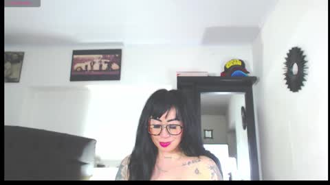 Vicky  online show from October 7, 2:58 pm