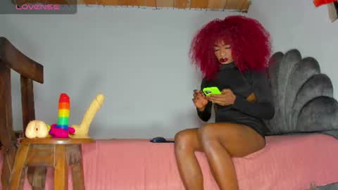 vicky manuela online show from June 17, 4:04 am