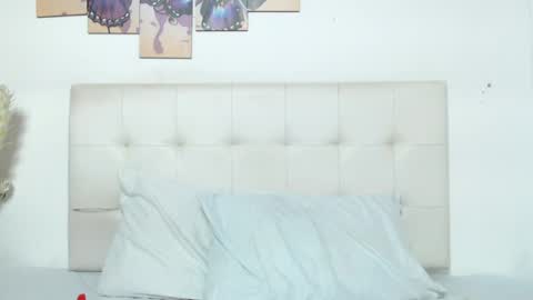 Snapshot of vicky_lane chatting on May 15, 11:17 am vicky_lane online show from May 15, 11:17 am