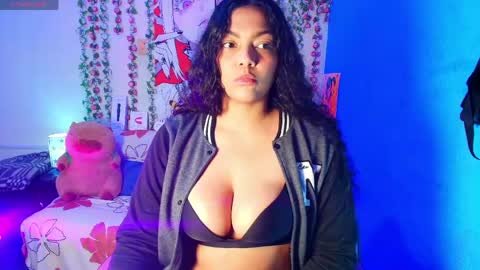 vicky_miller_05 online show from May 2, 7:41 pm