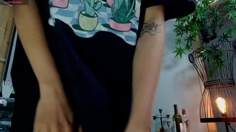 Victoria   online show from January 22, 1:53 am