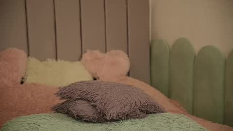 vickysecret96 online show from February 14, 9:32 pm